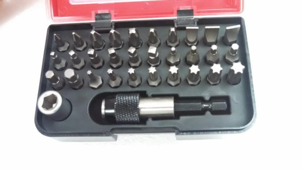 32 Piece Screwdriver Bit Set - Image 2